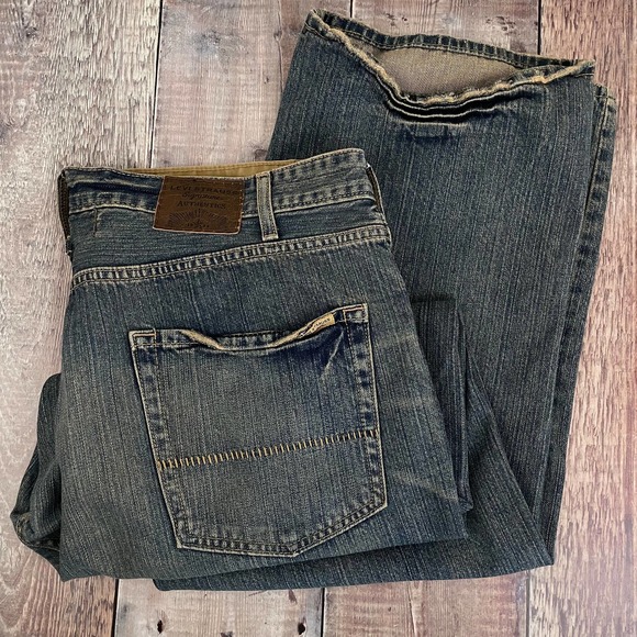 Levi's Other - Levi's Signature Loose Straight Jeans Men's Size W38 x L32